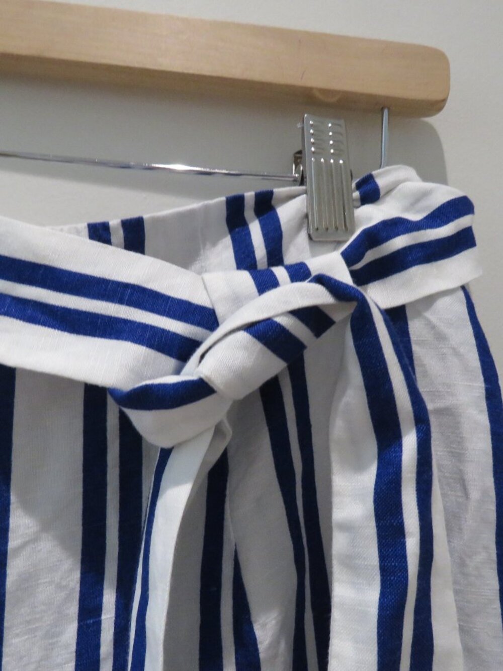 L'ACADEMIE The Lani Pant White Blue Stripe Medium Linen Blend Preppy Coastal - Picture 4 of 14